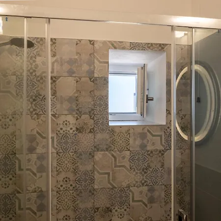 Miramare - Vista Mare Nel Centro Di Bed & Breakfast